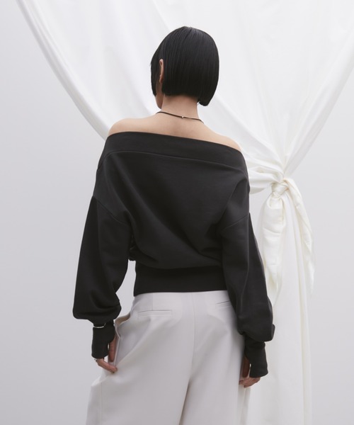 Aunt Marie's(アントマリーズ)の「ボリュームスリーブオフショルダースウェット(スウェット・レディース・チャコールグレー/グレー・FREE)」の22枚目の写真