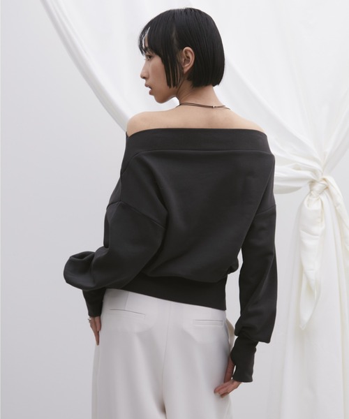 Aunt Marie's(アントマリーズ)の「ボリュームスリーブオフショルダースウェット(スウェット・レディース・チャコールグレー/グレー・FREE)」の21枚目の写真