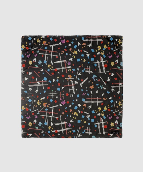 ANREALAGE（アンリアレイジ）の「WIND BLOW MULTI SCARF（ストール/ショール・レディース・ホワイト/ブラック・ONE SIZE）」の2枚目の写真