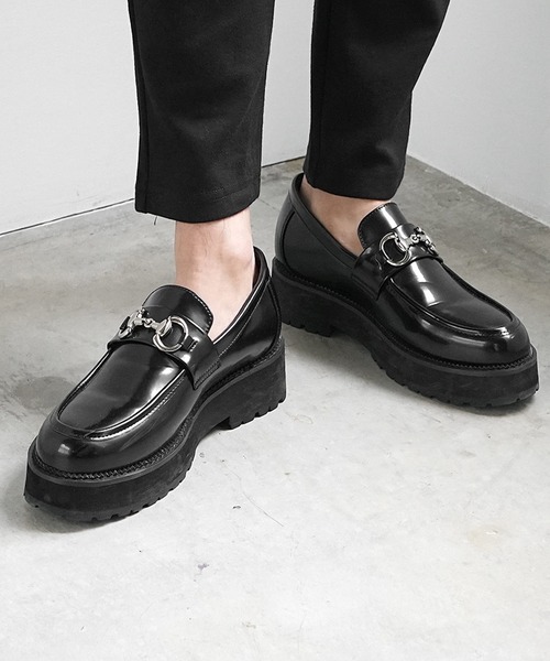 MinoriTY(マイノリティ)の「【MinoriTY】シンセティックガラスPUレザービットローファー シューズ メンズ(ローファー・メンズ・ブラック・S/M/L)」の3枚目の写真