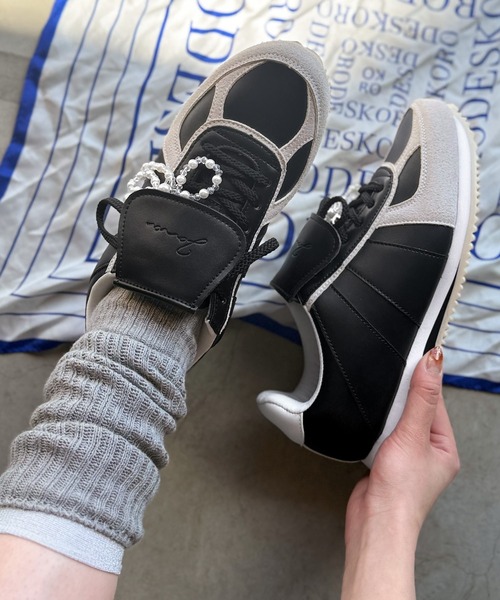 Java（ジャバ）の「この履き心地、病みつき。 RETRO OVER 軽量オーバータンスニーカー《JaVaジャバ 別注》（スニーカー・レディース・ホワイト/ブラック・LARGE/X-LARGE/MEDIUM/SMALL）」の15枚目の写真