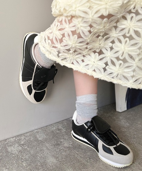 Java（ジャバ）の「この履き心地、病みつき。 RETRO OVER 軽量オーバータンスニーカー《JaVaジャバ 別注》（スニーカー・レディース・ホワイト/ブラック・LARGE/X-LARGE/MEDIUM/SMALL）」の16枚目の写真