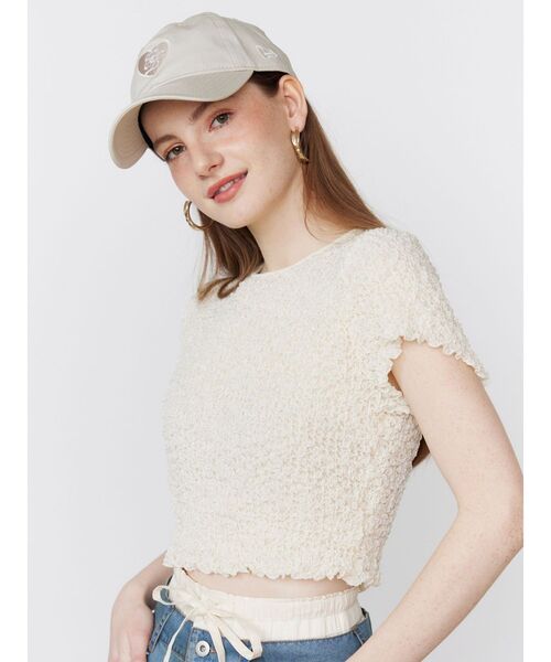 CALNAMUR(カルナムール)の「SHINY TEXTURE CROPPED PO/シャイニーテクスチャークロップドプルオーバー(Tシャツ/カットソー・レディース・ピンク/ブルー/ライトイエロー・FREE)」の14枚目の写真