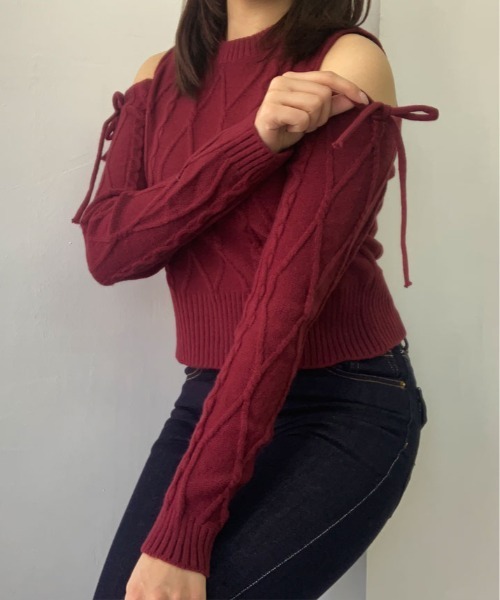 kirakiraShop(キラキラショップ)の「オープン ショルダー リボン ニット トップス(ニット/セーター・レディース・レッド/ホワイト/ブラック・FREE)」の14枚目の写真