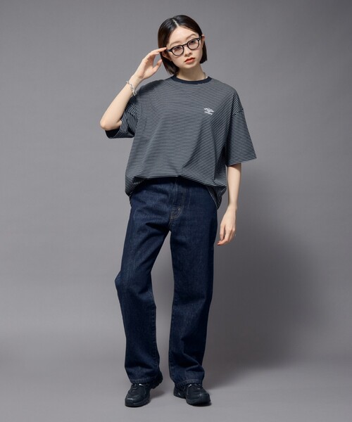 UMBRO（アンブロ）の「UMBRO/アンブロ 別注 UMBRO ボーダークルーネックTシャツ(限定展開)(UNISEX)（Tシャツ/カットソー・メンズ・ブラック/チャコールグレー・MEDIUM/LARGE）」の8枚目の写真