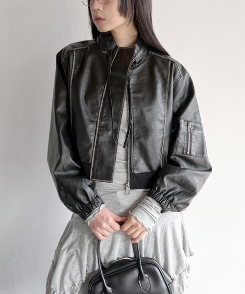 UNE MANSION（ユヌマンション）の「セミクロップドバイカラービンテージライクブルゾンライダースジャケット（ブルゾン・レディース・ブラック/アイボリー/ダークブラウン・FREE）」の12枚目の写真