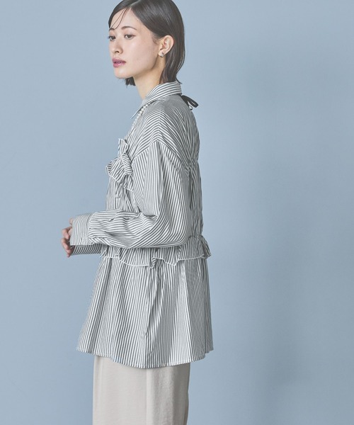 LAKOLE(ラコレ)の「ストライプフリルシャツ / 292594(シャツ/ブラウス・レディース・イエロー/グレー/ピンク/サックスブルー・LARGE/MEDIUM)」の21枚目の写真