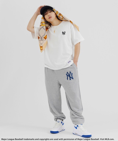 BACK TO THE FIELD(バック トゥー ザ フィールド)の「【平野莉玖コラボ】【MLB】photoTシャツ(Tシャツ/カットソー・レディース・ピンク/ホワイト/ブラック・FREE)」の11枚目の写真