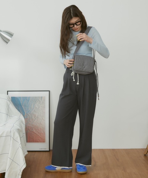 MERLOT(メルロー)の「ダブルウエストカットオフイージースラックス(スラックス・レディース・チャコールグレー/ブラック/ネイビー・FREE)」の21枚目の写真