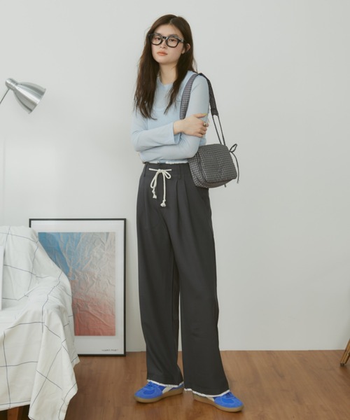 MERLOT(メルロー)の「ダブルウエストカットオフイージースラックス(スラックス・レディース・チャコールグレー/ブラック/ネイビー・FREE)」の20枚目の写真