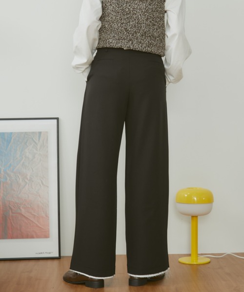 MERLOT(メルロー)の「ダブルウエストカットオフイージースラックス(スラックス・レディース・チャコールグレー/ブラック/ネイビー・FREE)」の13枚目の写真