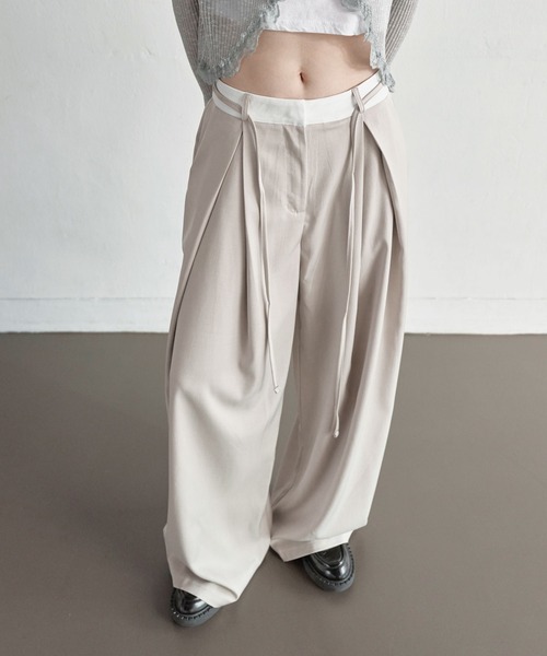 UNE MANSION（ユヌマンション）の「【オフィスルック/デイリールック】バイカラーカジュアルリボンロング丈スラックス（スラックス・レディース・ブラック/グレー/ベージュ・LARGE/MEDIUM/SMALL）」の3枚目の写真