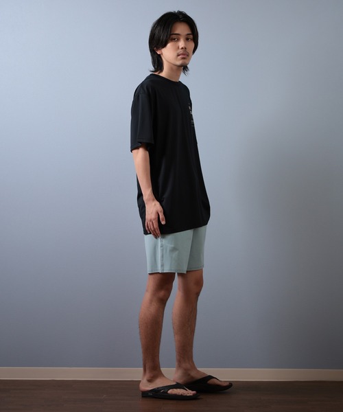 BILLABONG(ビラボン)の「BILLABONG/ビラボン ラッシュガード/水陸両用/ユーティリティー 半袖Tシャツ BF01A-854(ラッシュガード・メンズ・ライトグレー/オフホワイト/ブラック・XL/L/M)」の9枚目の写真