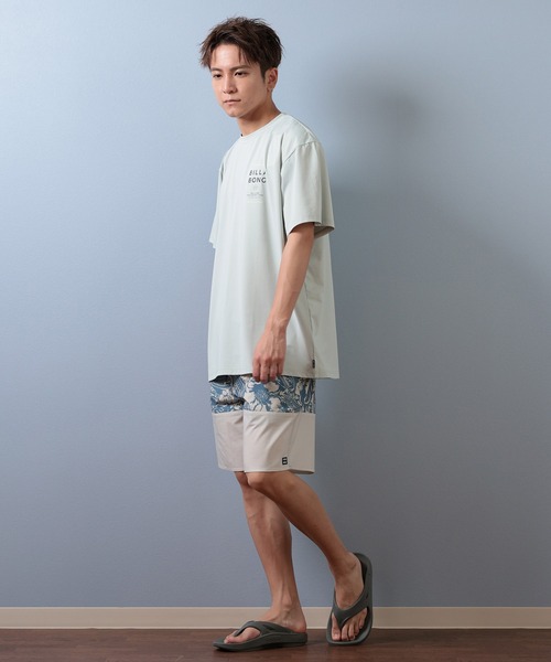 BILLABONG(ビラボン)の「BILLABONG/ビラボン ラッシュガード/水陸両用/ユーティリティー 半袖Tシャツ BF01A-854(ラッシュガード・メンズ・ライトグレー/オフホワイト/ブラック・XL/L/M)」の14枚目の写真