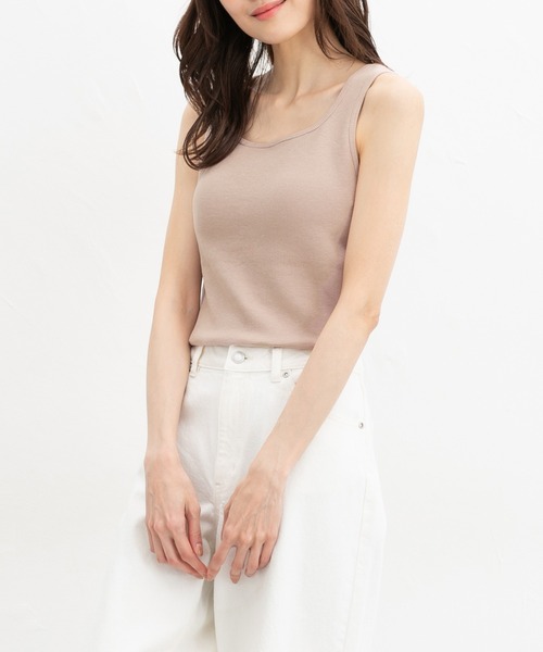 Honeys（ハニーズ）の「【ＵＶカット・吸水速乾】カップ付スクエアタンクトップ（タンクトップ・レディース・モカ/サックスブルー/ブラック/オフホワイト/ベージュ系その他・L/LL/M/S）」の21枚目の写真