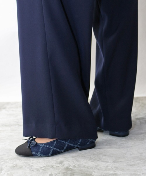 Fin（フィン）の「トゥキャップバレエシューズ【低反発スポンジ入り】（バレエシューズ・レディース・ブラック/ベージュ/ネイビー・25cm/24.5cm/24cm/23.5cm/23cm/22.5cm）」の12枚目の写真