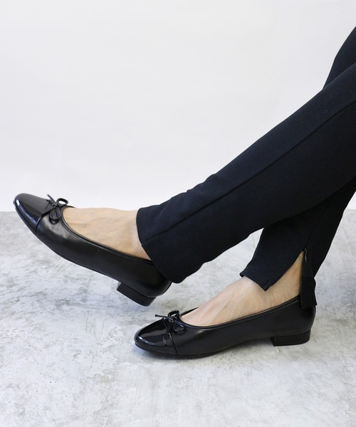 Fin（フィン）の「トゥキャップバレエシューズ【低反発スポンジ入り】（バレエシューズ・レディース・ブラック/ベージュ/ネイビー・25cm/24.5cm/24cm/23.5cm/23cm/22.5cm）」の15枚目の写真
