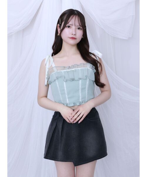 EATME(イートミー)の「アシンメトリープリーツミニデニムスカート(デニムスカート・レディース・ブラック/ライトブルー・SMALL/MEDIUM)」の3枚目の写真