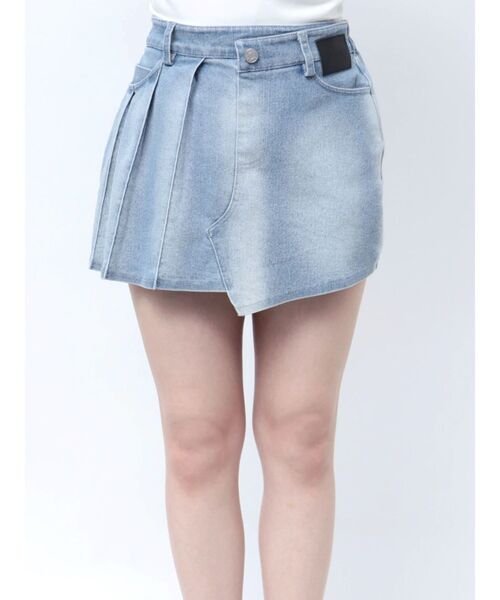 EATME（イートミー）の「アシンメトリープリーツミニデニムスカート（デニムスカート・レディース・ライトブルー/ブラック・SMALL/MEDIUM）」の10枚目の写真