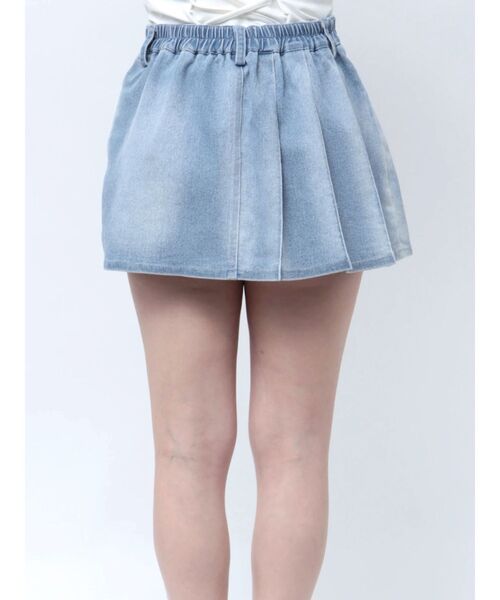 EATME（イートミー）の「アシンメトリープリーツミニデニムスカート（デニムスカート・レディース・ライトブルー/ブラック・SMALL/MEDIUM）」の12枚目の写真