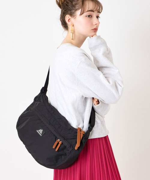 GREGORY(グレゴリー)の「サッチェルM SATCHEL M V3 サクラ(ショルダーバッグ・メンズ・ピンク系その他・ONE SIZE)」の2枚目の写真
