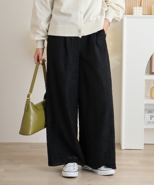 EGLANTINE(エグランティーヌ)の「EGLANTINE 総レースパンツ(その他パンツ・レディース・カーキ/ブラック/オフホワイト/キャメル・40)」の7枚目の写真