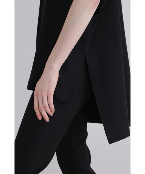 美品✨ルフィル 定価2万 2wayツイルブラウス 2022SS 現行品 ブラック 美品✨ルフィル 定価2万 2wayツイルブラウス 2022SS 現行品
