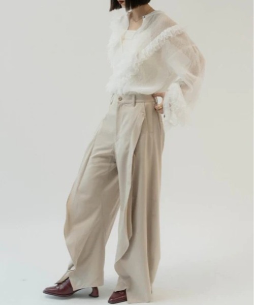 Knuth Marf（クヌースマーフ）の「Knuth Marf slit deformed pants（その他パンツ・レディース・ベージュ/ブラック/ダークグレー・SMALL/MEDIUM）」の21枚目の写真