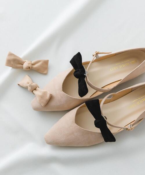RODE SKO（ロデスコ）の「『WEB/一部店舗限定カラー』『MADE IN JAPAN』マルチWAYリボンパンプス（パンプス・レディース・ホワイト系その他/ブラック/ピンクベージュ/グレー・36/37/38）」の2枚目の写真