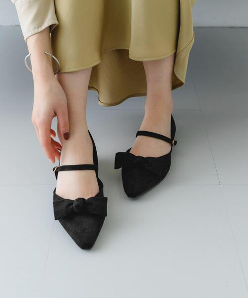 RODE SKO（ロデスコ）の「『WEB/一部店舗限定カラー』『MADE IN JAPAN』マルチWAYリボンパンプス（パンプス・レディース・ホワイト系その他/ブラック/ピンクベージュ/グレー・36/37/38）」の3枚目の写真