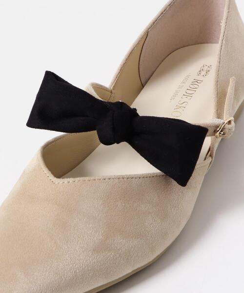RODE SKO（ロデスコ）の「『WEB/一部店舗限定カラー』『MADE IN JAPAN』マルチWAYリボンパンプス（パンプス・レディース・ホワイト系その他/ブラック/ピンクベージュ/グレー・36/37/38）」の13枚目の写真