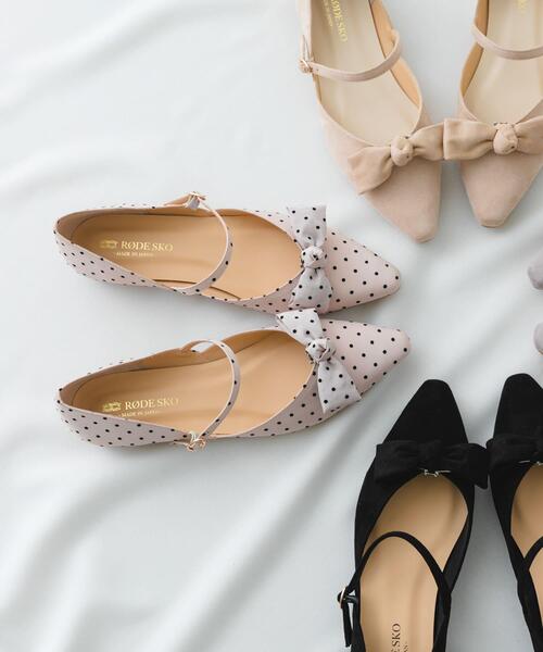RODE SKO（ロデスコ）の「『WEB/一部店舗限定カラー』『MADE IN JAPAN』マルチWAYリボンパンプス（パンプス・レディース・ホワイト系その他/ブラック/ピンクベージュ/グレー・36/37/38）」の11枚目の写真