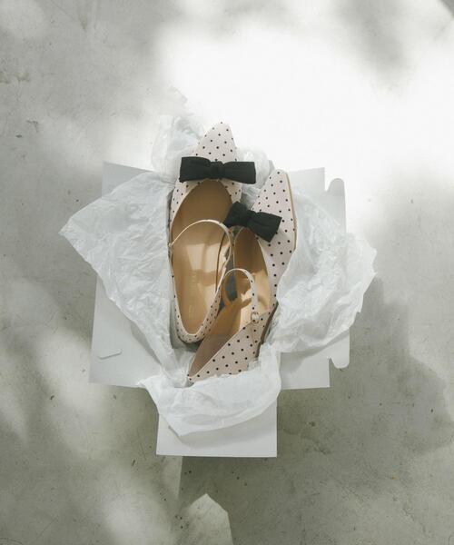 RODE SKO（ロデスコ）の「『WEB/一部店舗限定カラー』『MADE IN JAPAN』マルチWAYリボンパンプス（パンプス・レディース・ホワイト系その他/ブラック/ピンクベージュ/グレー・36/37/38）」の7枚目の写真