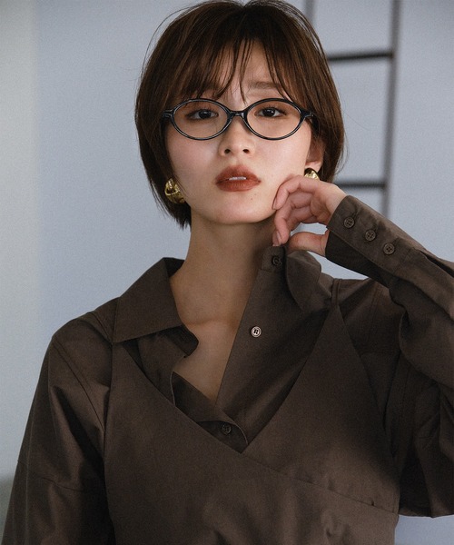 MUHET（ミュエータ）の「oval glasses / オーバルメガネ（メガネ・レディース・ブラウン/ブラック・FREE）」の5枚目の写真