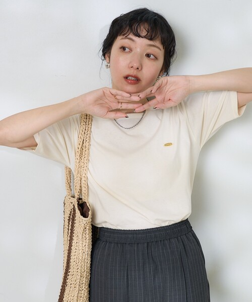 FREAK'S STORE(フリークスストア)の「ゴールドプレート 5分袖Tシャツ/半袖Tシャツ(Tシャツ/カットソー・レディース・オフホワイト/グレー/ブラック・フリ-)」の8枚目の写真