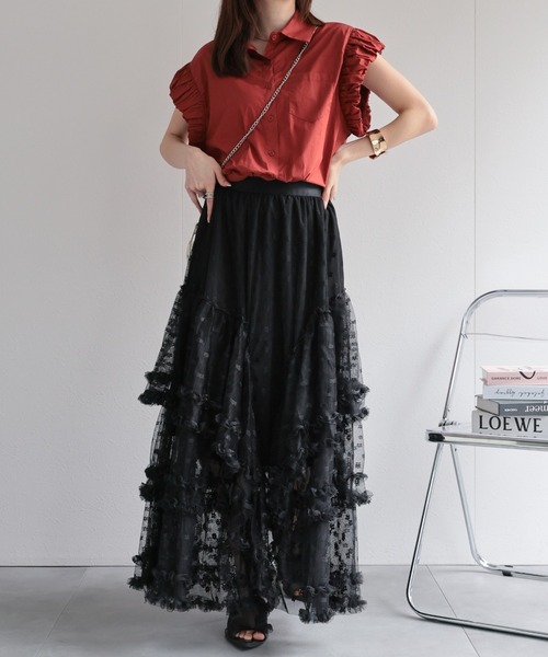 CREARE -LINO-(クレアーレリノ)の「〈レディース商品〉フラワーチュールティアードスカート(スカート・レディース・ブラック/ホワイト・FREE)」の3枚目の写真