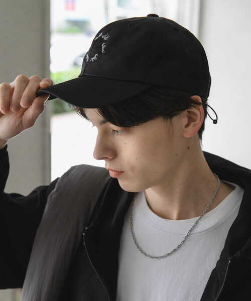 SENSE OF PLACE by URBAN RESEARCH（センスオブプレイスバイアーバンリサーチ）の「バックコードロゴキャップ（キャップ・メンズ・ブラック/ネイビー/レッド・ONE）」の4枚目の写真