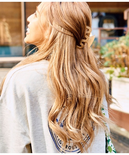 blonde出品　ヘアクリップ セール】ナミナミ クリア カラー ヘア バンスクリップ（バレッタ/ヘア