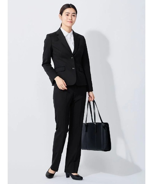 Perfect Suit FActory(パーフェクトスーツファクトリー)の「シルク混リクルートスーツ<撥水・撥油>テーラードジャケット 無地 ブラック(スーツジャケット・レディース・ブラック・13号/11号/9号/7号)」の14枚目の写真