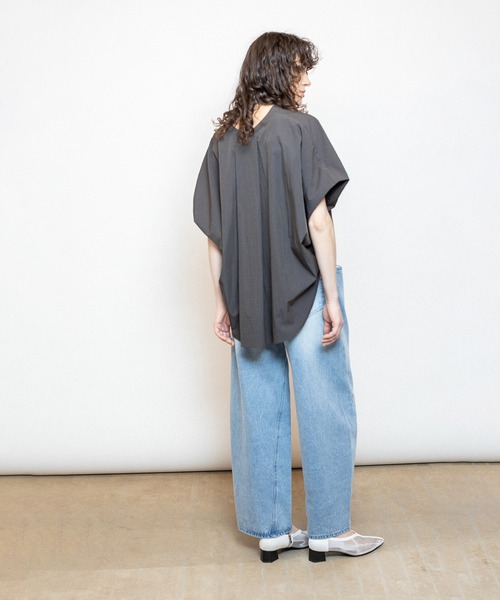 OSMOSIS（オズモーシス）の「タックデニムパンツ（デニムパンツ・レディース・ライトブルー/ブルー/ブラック系その他/ブルー系その他・ONE SIZE）」の18枚目の写真