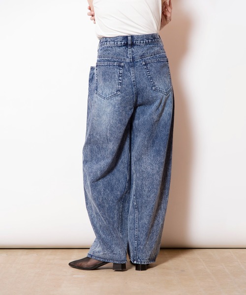 OSMOSIS タックデニムパンツ タックデニムパンツ（デニムパンツ）｜OSMOSIS（オズモーシス