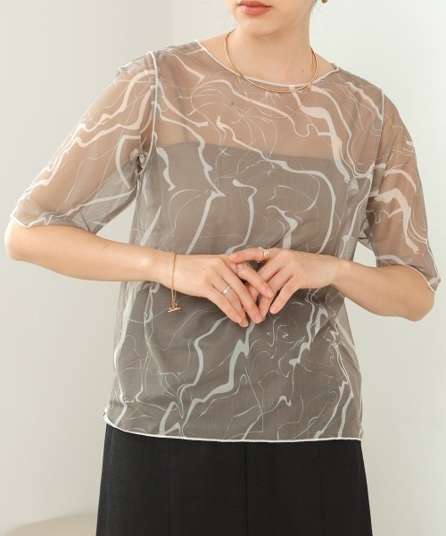 Bab(バブ)の「前後2WAYマーブルシアーメッシュトップス(Tシャツ/カットソー・レディース・アイボリー/ベージュ/モカ・FREE)」の16枚目の写真
