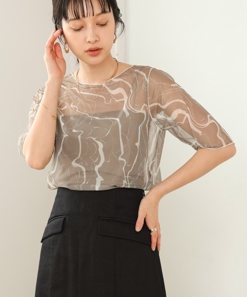 Bab(バブ)の「前後2WAYマーブルシアーメッシュトップス(Tシャツ/カットソー・レディース・アイボリー/ベージュ/モカ・FREE)」の11枚目の写真