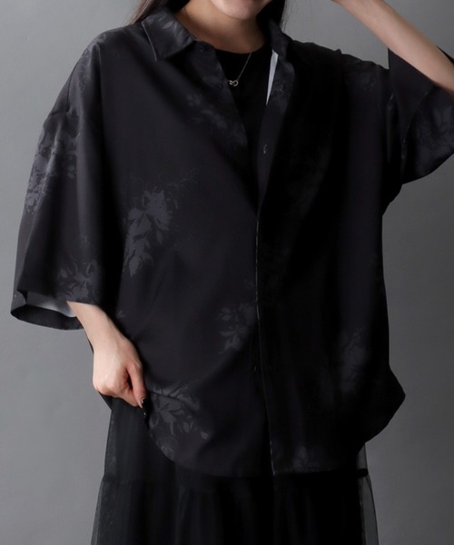 セール】Flower ＆ Butterfly Monotone Print Shirt/モノトーン