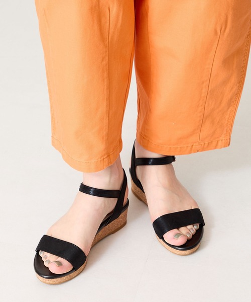 ORiental TRaffic（オリエンタルトラフィック）の「ウエッジソールワンベルトサンダル/55203（サンダル・レディース・ブラック/シルバー/ネイビー・L/M/S/LL/SS/3L）」の5枚目の写真