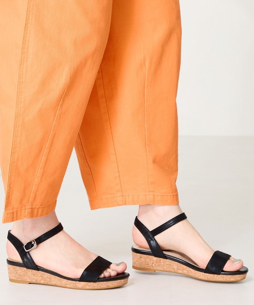 ORiental TRaffic（オリエンタルトラフィック）の「ウエッジソールワンベルトサンダル/55203（サンダル・レディース・ブラック/シルバー/ネイビー・L/M/S/LL/SS/3L）」の6枚目の写真