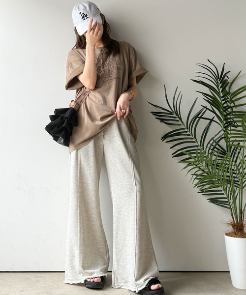 Java（ジャバ）の「《JaVaジャバコラボ》ディティールで差が付く。裾クラッシュ裏毛美脚フレアパンツ（スウェットパンツ・レディース・オートミール/ブラック/杢グレー・LARGE/MEDIUM/SMALL/X-LARGE）」の9枚目の写真