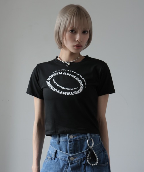 Ulysses(ユリシス)の「ロゴプリントクロップドTシャツ(Tシャツ/カットソー・レディース・ブラック/ホワイト・F)」の9枚目の写真