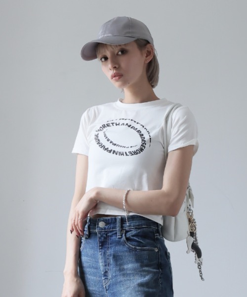 Ulysses(ユリシス)の「ロゴプリントクロップドTシャツ(Tシャツ/カットソー・レディース・ブラック/ホワイト・F)」の16枚目の写真
