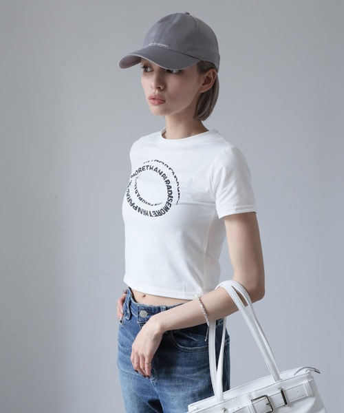 Ulysses(ユリシス)の「ロゴプリントクロップドTシャツ(Tシャツ/カットソー・レディース・ブラック/ホワイト・F)」の22枚目の写真